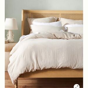 Anthropologie washed linen queen duvet cover. Neutral Cream